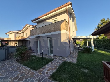 Foto Casa indipendente in Pontecchio Pol. RO, Pontecchio Polesine Centro