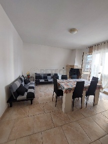 Foto Appartamento in Via Malta 45, Scorrano di 80 m² con 4 locali
