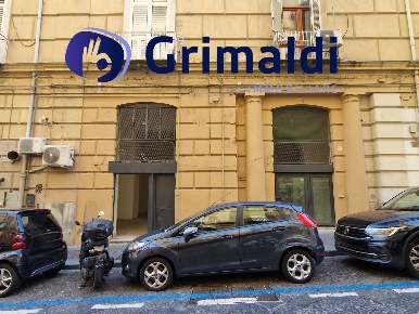 Foto Locale commerciale in Via Giuseppe Martucci 79, Napoli di 42 m²