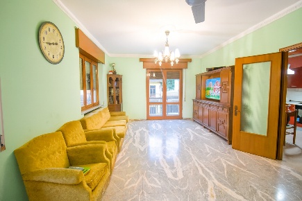 Foto Villa singola in Via Venezia, Altissimo Centro di 170 m² con 7 locali
