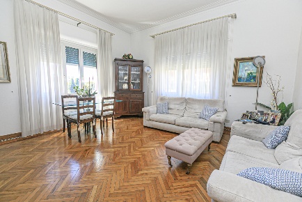 Foto Appartamento in Via Carlo e Nello Rosselli 13, Genova Albaro di 125 m²