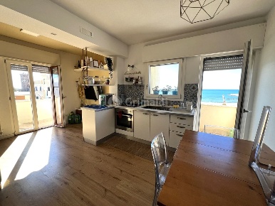 Foto Appartamento in Via Venezia, Nettuno Centro di 65 m² con 2 locali