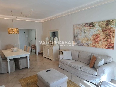 Foto Appartamento a Carrara Avenza di 103 m² con 4 locali in vendita