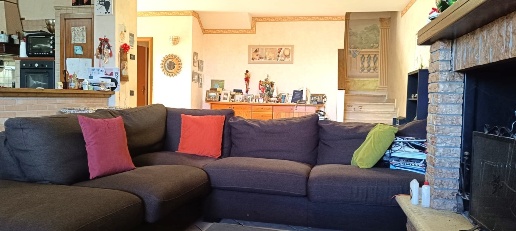 Foto Villa a schiera in Via Rimembranze, Amelia Centro di 257 m² in vendita