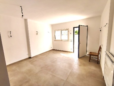 Foto Appartamento a Giugliano in Campania Licola Paese di 90 m² in affitto