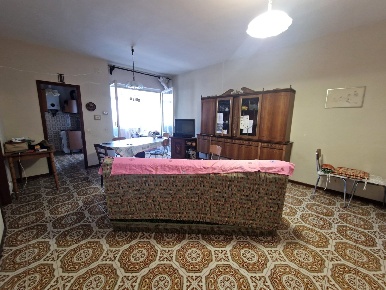 Foto Appartamento a Sarzana Luni Mare di 85 m² con 4 locali in vendita