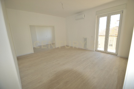 Foto Appartamento in Viale Giulio Cesare 3, Grosseto di 117 m² con 5 locali