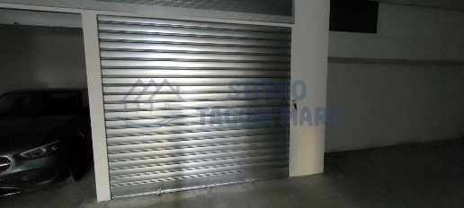 Foto Posti auto in Via Fiume, Sanremo Porto Vecchio di 14 m² con 1 locali