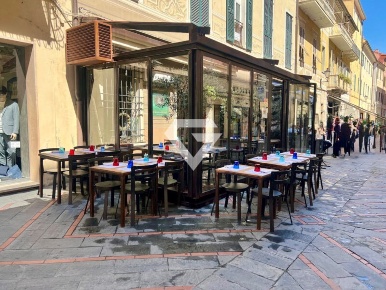 Foto Attività commerciale in Via Antonio Ghilini 26, Loano Centro di 120 m²