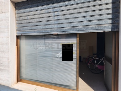 Foto Locale commerciale in SP5 138, Santa Maria a Monte Montecalvoli