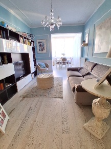 Foto Appartamento in Via dei Garofani, Lucca Sant'Anna di 105 m² in vendita