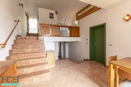 Foto Villa a schiera in Via Verrazzano, Finale Ligure Centro di 67 m²