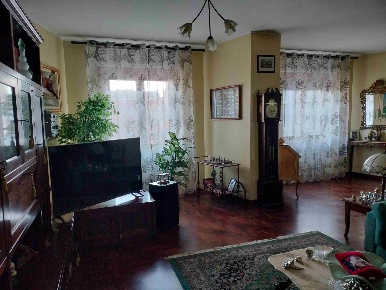 Foto Appartamento in via montegrappa, Alessandria Piazza Genova di 170 m²