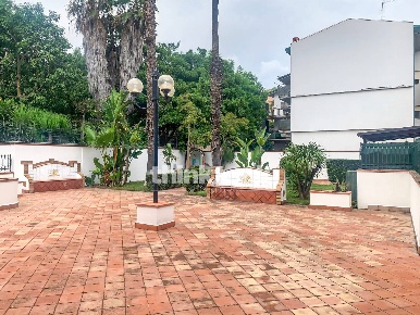 Foto Appartamento in Via Cristoforo Colombo, Tremestieri Etneo Centro