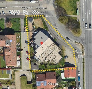 Foto Locale commerciale in Corso Garibaldi, Venaria Reale di 939 m²