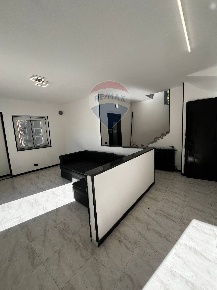 Foto Casa indipendente in Via Cavour, Montegrino Valtravaglia Centro