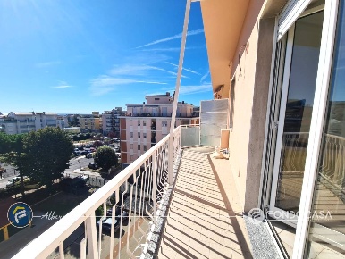 Foto Appartamento in Via Quintino Sella, Albenga Centro di 70 m² in vendita