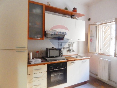 Foto Appartamento in Via Madre Grazie, Taranto Tre Carrare di 40 m²