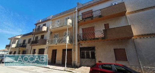 Foto Appartamento in Via Quasimodo, Santa Ninfa di 183 m² con 8 locali