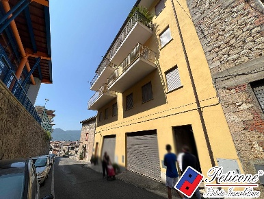 Foto Appartamento in Via Roma, Vallecorsa Centro di 128 m² con 4 locali