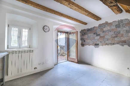 Foto Appartamento in Scala Santa, Trieste Gretta di 57 m² con 2 locali