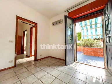 Foto Appartamento in via livorno, Aci Castello Centro di 90 m² con 3 locali