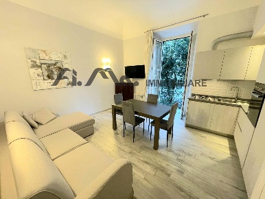 Foto Appartamento in via XX Settembre, Savona di 58 m² con 2 locali