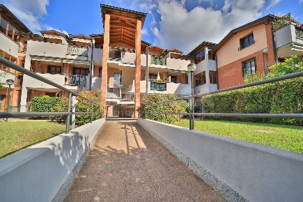 Foto Appartamento in via Montale, Roncello di 75 m² con 3 locali in vendita