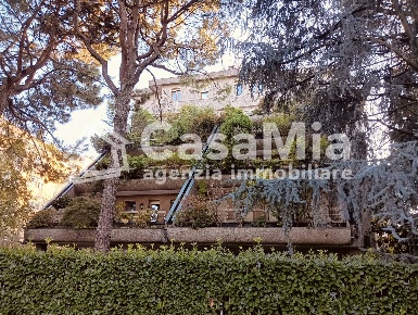 Foto Appartamento in Via Savonarola, Legnano Legnarello di 80 m² in vendita