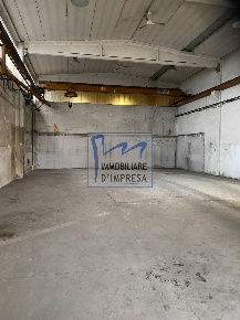 Foto Capannone industriale in Strada Provinciale Asolana, Torrile di 600 m²