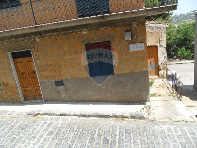 Foto Casa indipendente in Via Don Minzoni, Pietraperzia di 106 m²