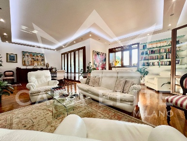 Foto Appartamento in Via Federico Tesio, Milano San Siro di 205 m²