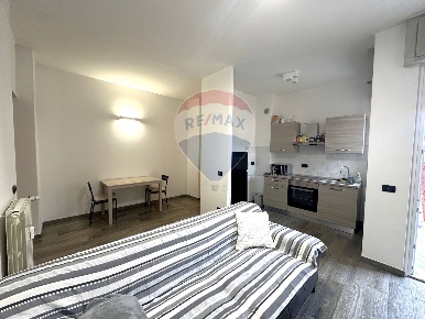 Foto Appartamento in via Medaglie D'oro, Varese Centro di 62 m² in vendita