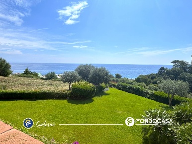 Foto Appartamento in Via Serra, Spotorno di 90 m² con 3 locali in vendita