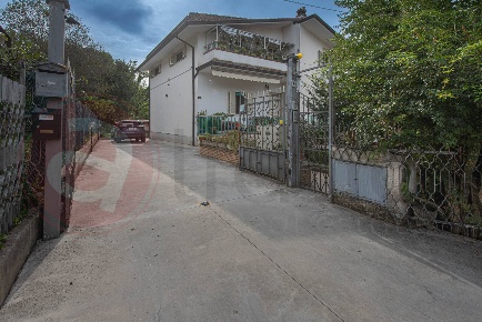 Foto Casa indipendente in Viale Immacolata, Castrocielo Centro di 240 m²