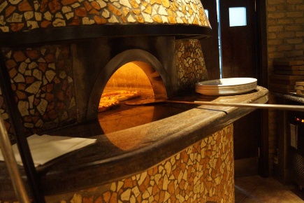 Foto Attività commerciale a Legnano di 65 m² con 2 locali in vendita