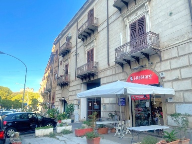 Foto Negozio in Corso Pisani 24/26, Palermo Università di 99 m² in vendita