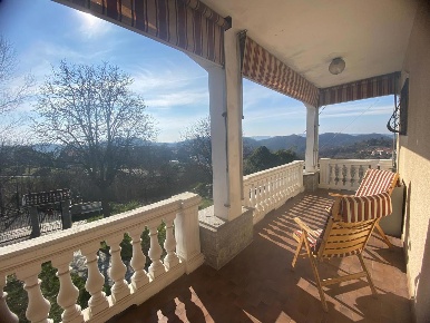 Foto Appartamento in Via la Pietra 16, Lauriano Piazzo di 145 m² in vendita