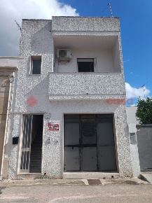 Foto Casa indipendente in Via trieste 41, Uggiano la Chiesa Centro