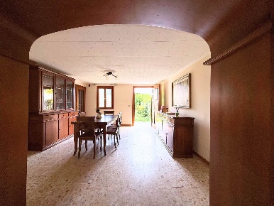 Foto Villa a schiera a Teglio Veneto di 150 m² con 8 locali in vendita