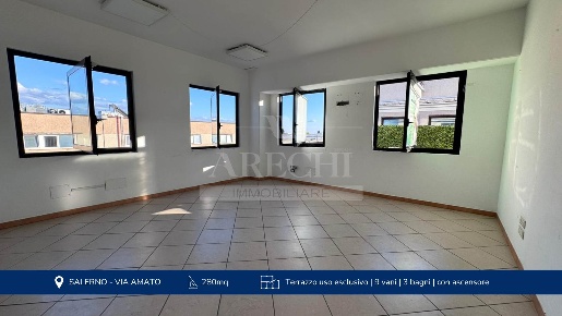 Foto Ufficio a Salerno Zona Industriale - San Leonardo di 280 m² in affitto