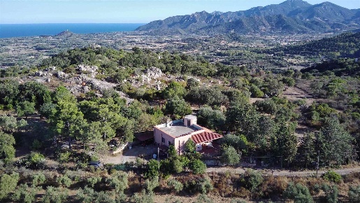 Foto Villa unifamiliare in nuraghe puliga, Loceri di 144 m² con 7 locali
