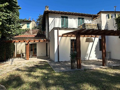 Foto Appartamento a Firenze Campo di Marte di 120 m² con 4 locali
