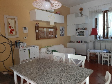 Foto Casa indipendente in via dei cipressi, Campi Bisenzio San Donnino