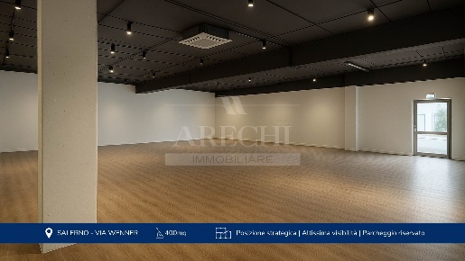 Foto Negozio a Salerno Zona Industriale - San Leonardo di 460 m² in affitto