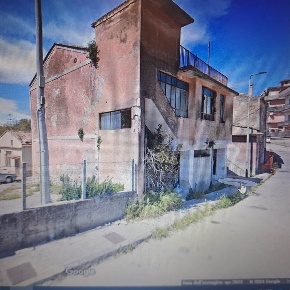Foto Appartamento in Via Casa Polla 60, Salerno di 120 m² con 4 locali
