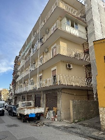 Foto Appartamento in Via Palermo 401, Messina Giostra di 62 m² con 2 locali
