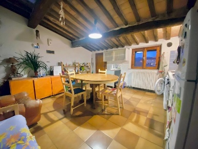 Foto Appartamento a Pisa San Francesco di 85 m² con 3 locali in vendita