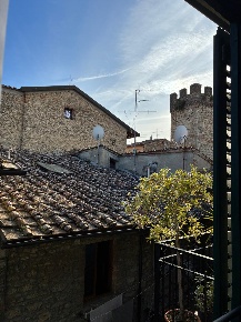 Foto Appartamento a Poggibonsi Centro di 88 m² con 4 locali in vendita