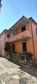 Foto Casa indipendente a Massa Bergiola - Lavacchio di 110 m² con 5 locali